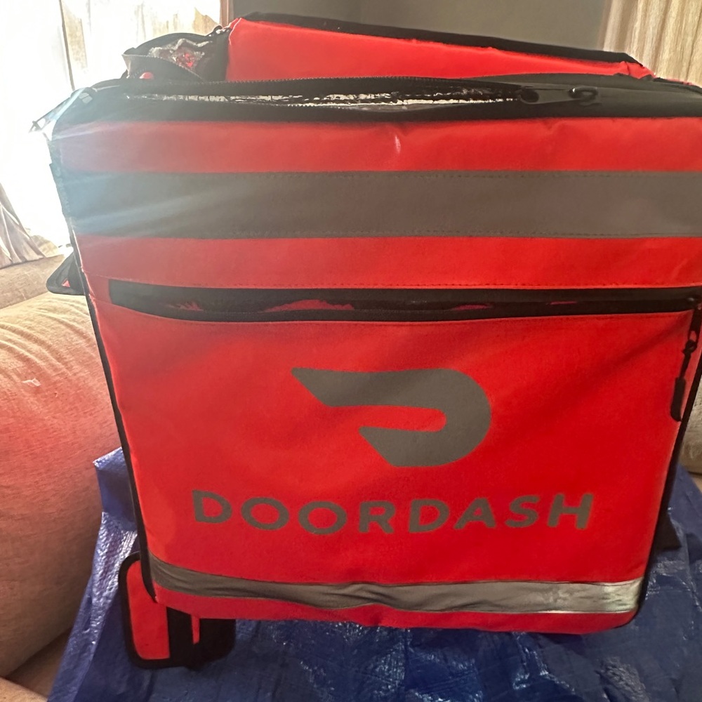 DoorDash Red Insulated Delivery Bag large